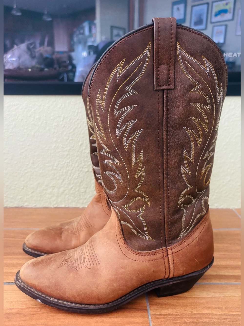 Laredo Women's Kadi Tan Distressed Cowboy Boot Size: 6.5